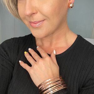 Earring and bracelet/ shiny copper tones/rose gold look/prairie girl/minimalist